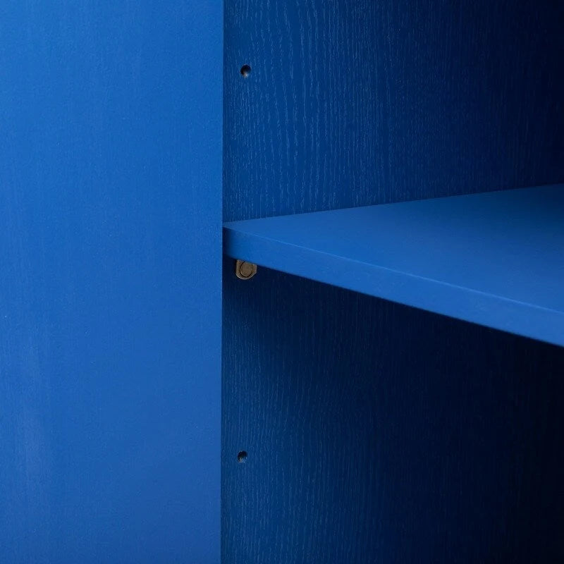 Bahut à 4 portes de 160 cm de large en placage de frêne avec étagères réglables, coloris noir ou bleu marine